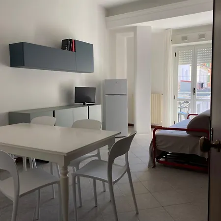 Residenza Casa Del Sole * بيلاريا-إيجيا مارينا