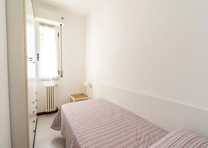 Residenza Casa Del Sole 贝拉里亚-伊贾马里纳